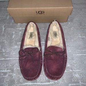 Dakota UGG Flats Size 8